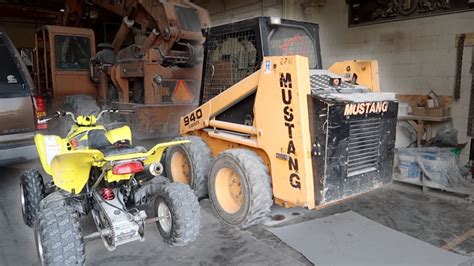 why doesn't my ac work in my skid steer|cat skid steer leak.